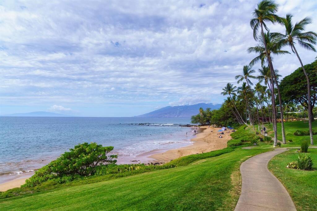 Aloha Moon - A Chic And Dreamy Modern Tropical Hideaway! Apartment Wailea  Exterior photo